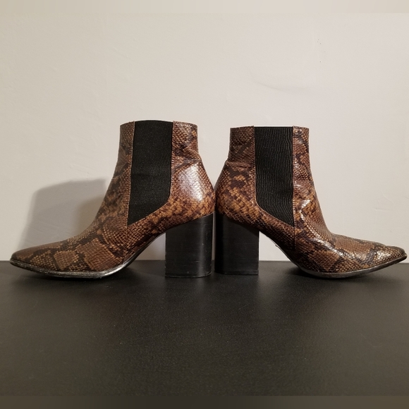HOUSE OF HARLOW NICK FAUX SNAKESKIN BOOTIES BOOTS HEELS SIZE 8 POINTED ROCKER - Picture 2 of 10